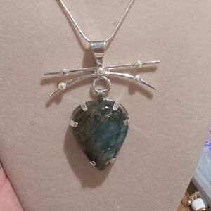 Labradorite Teardrop Pendant Necklace in Blue-Green